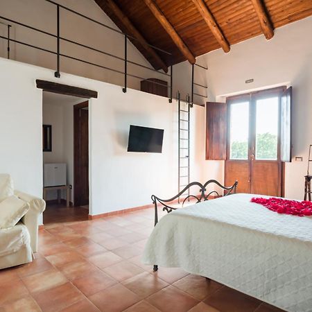 Masseria A Quaranta - Rooms & Events San Marco Evangelista Εξωτερικό φωτογραφία