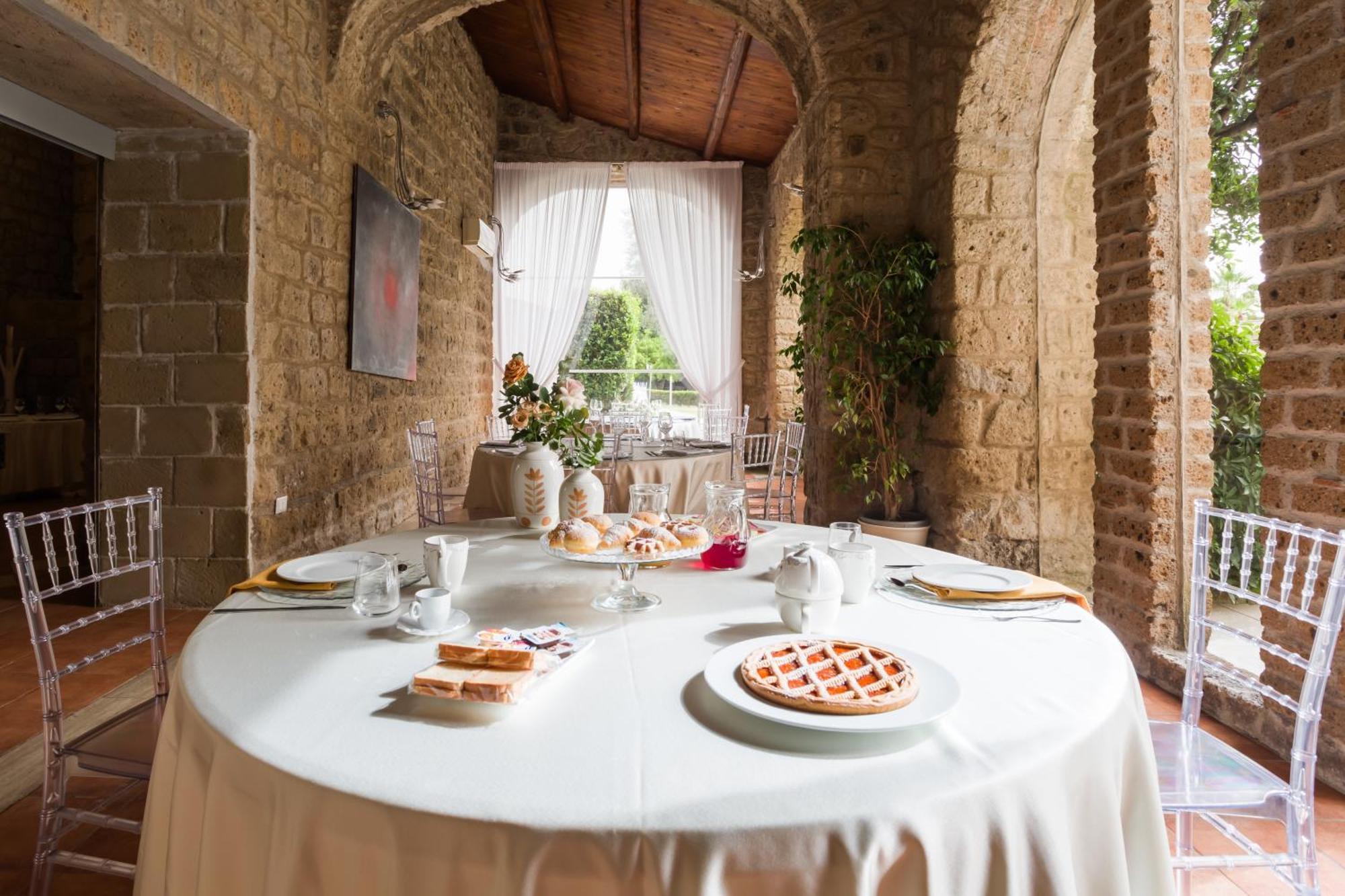 Masseria A Quaranta - Rooms & Events San Marco Evangelista Εξωτερικό φωτογραφία