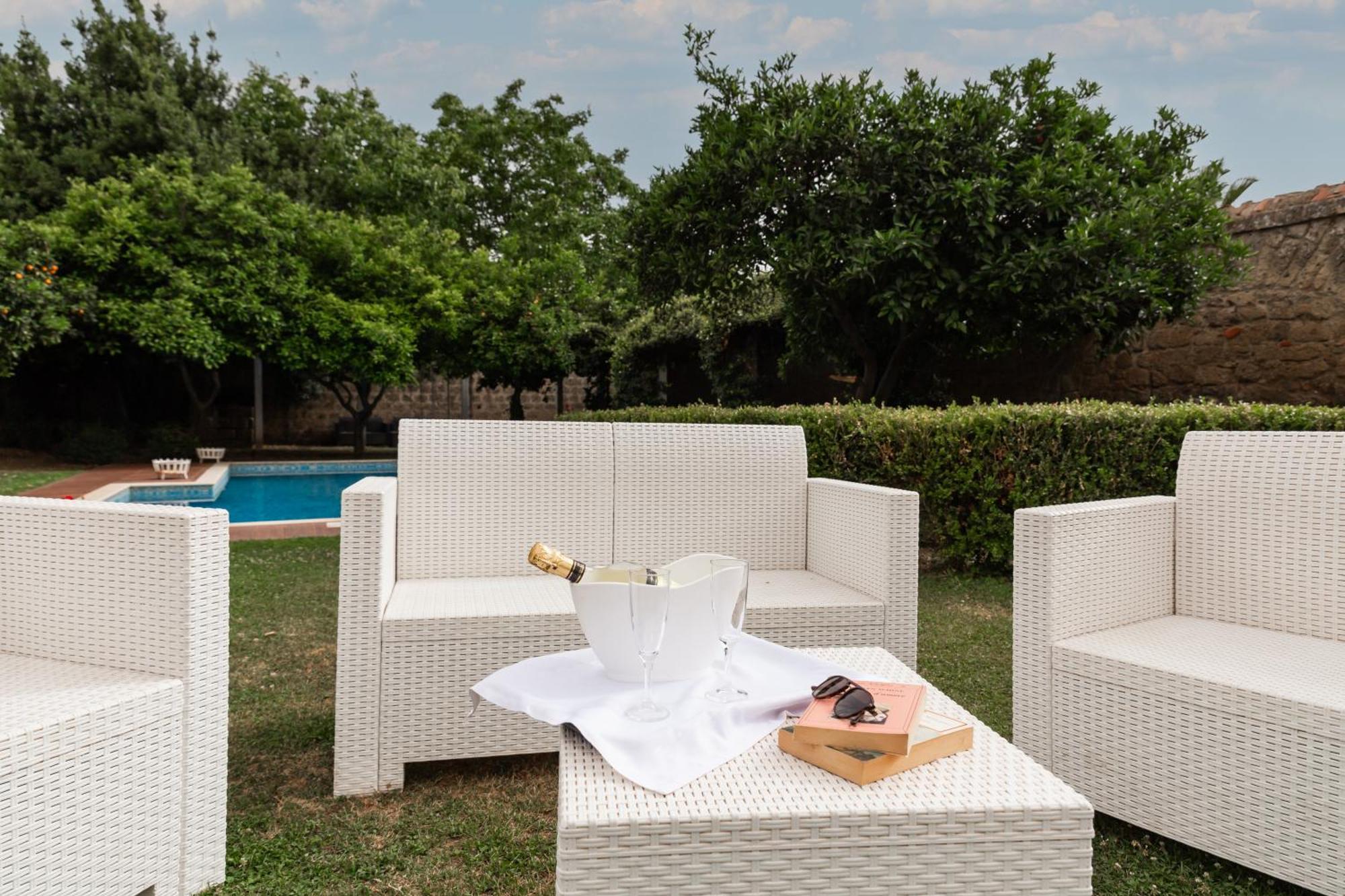 Masseria A Quaranta - Rooms & Events San Marco Evangelista Εξωτερικό φωτογραφία