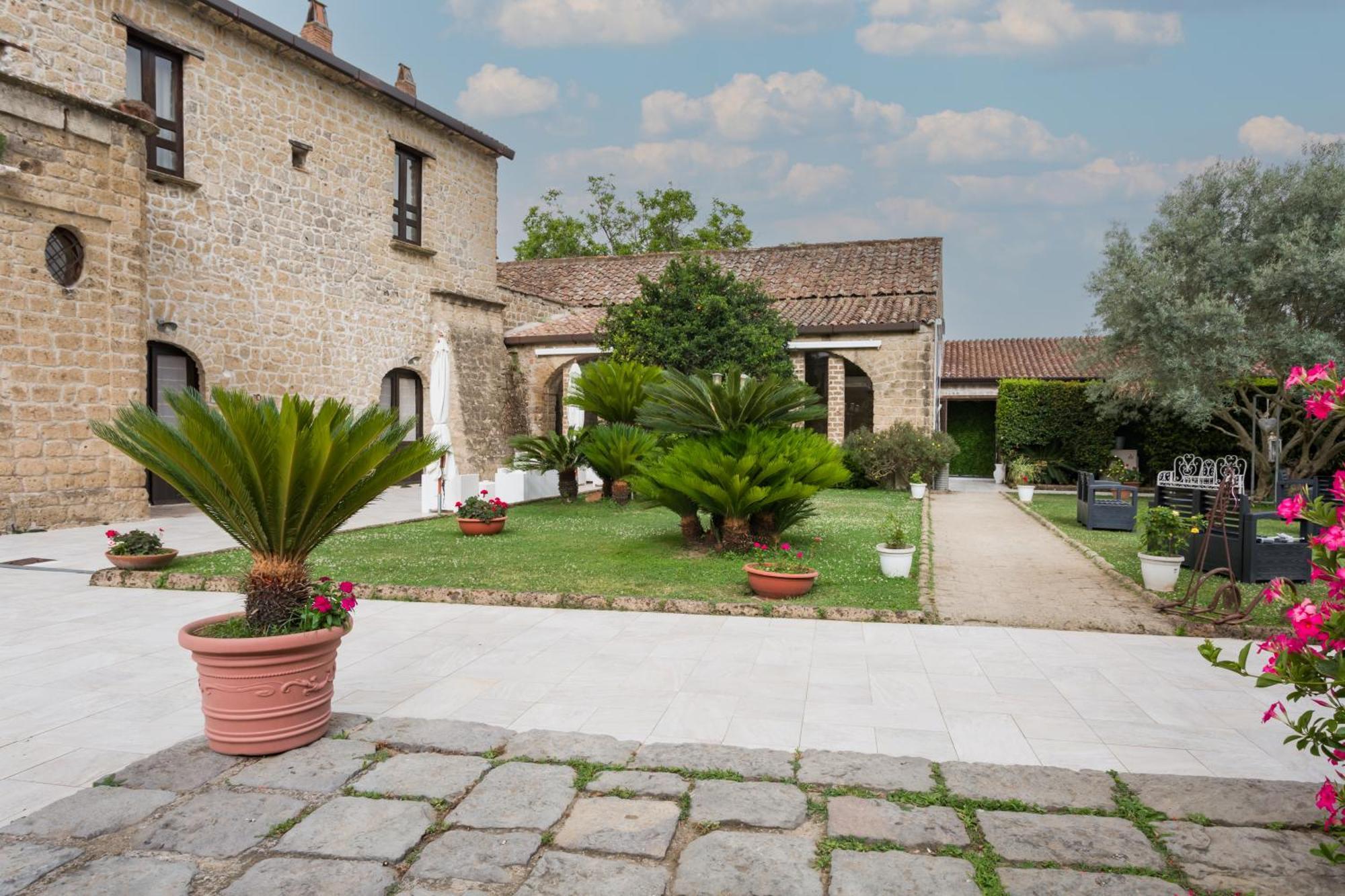 Masseria A Quaranta - Rooms & Events San Marco Evangelista Εξωτερικό φωτογραφία